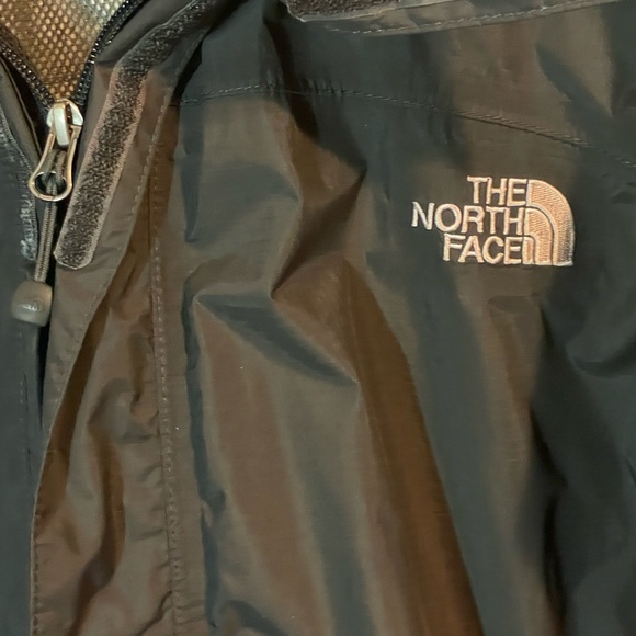 The north face jacket - Picture 2 of 4